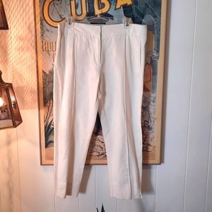 HALSTON Capris 🎉3 FOR $10🎉